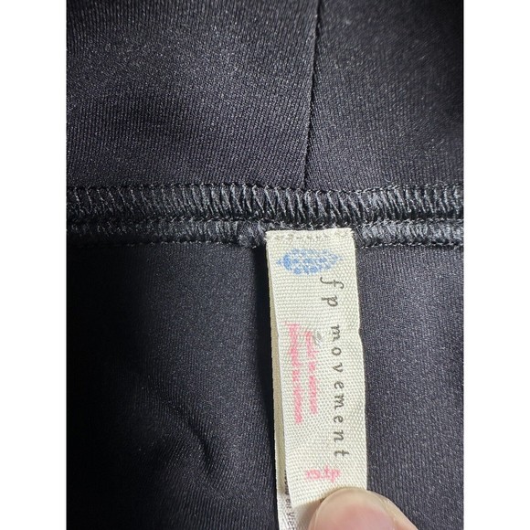 Free People FP Movement Leggings Women’s XS Black Ankle Zip Side Pockets zephyr - Picture 3 of 7